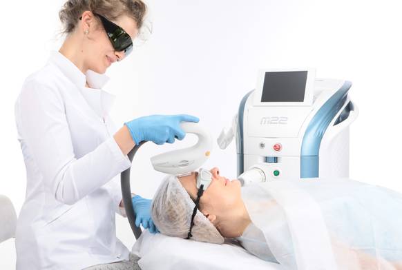 Фотоомолодження Золотий стандарт Lumenis M22 в центре Laser Health
